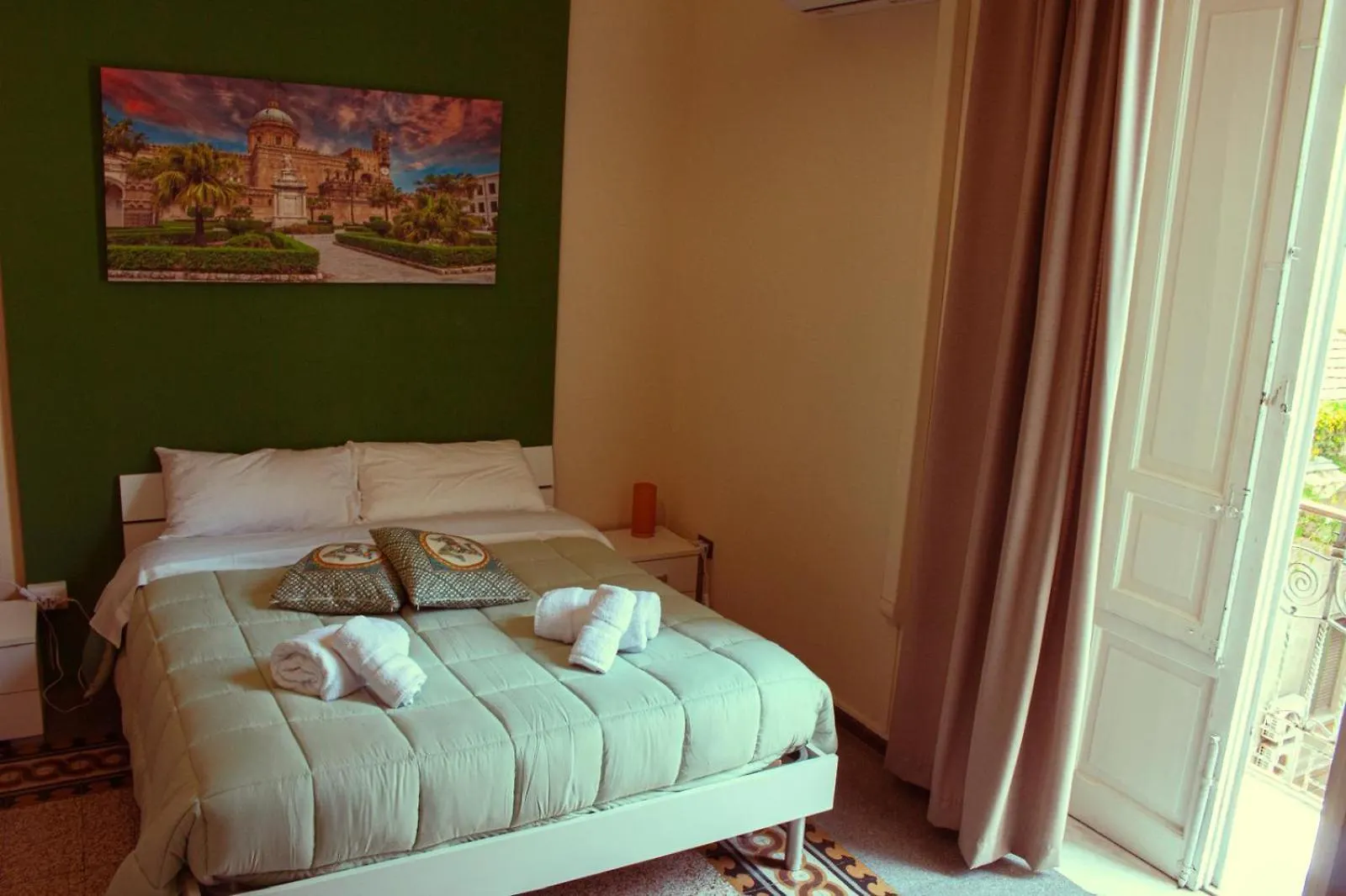 Mizzica Rooms Palermo Italy